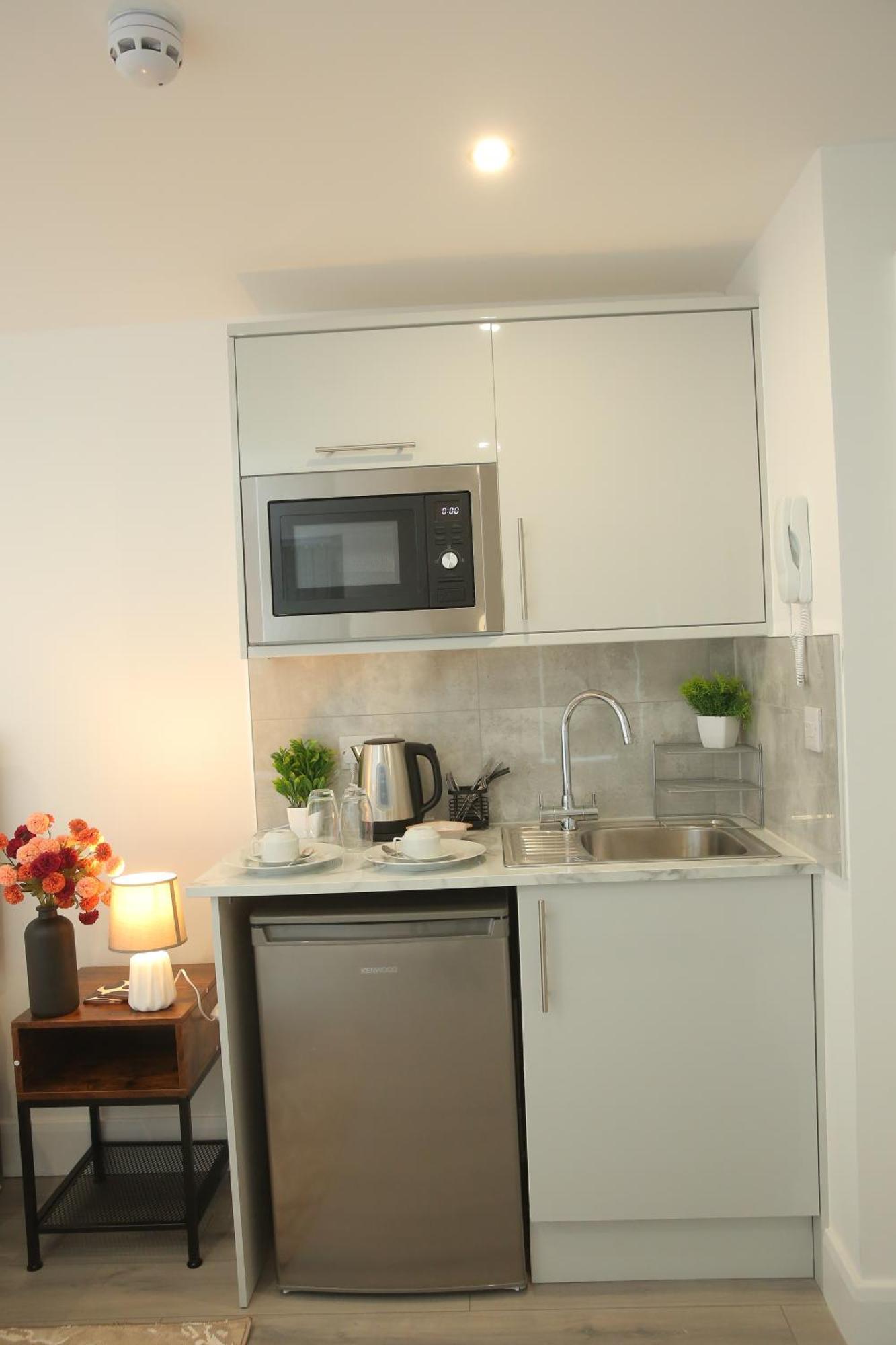 Homestay Ensuite 4 Mins From Airport *
