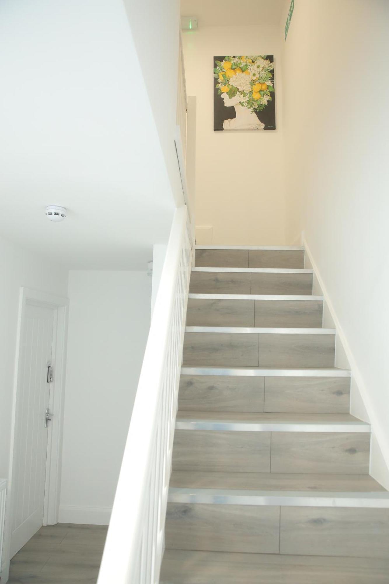 Homestay Ensuite 4 Mins From Airport *